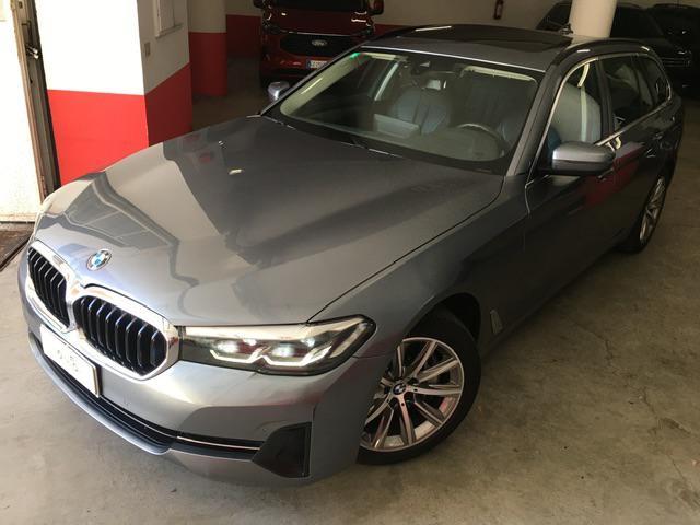 BMW 530 d 48V xDrive Touring Luxury *IVA deducibile*