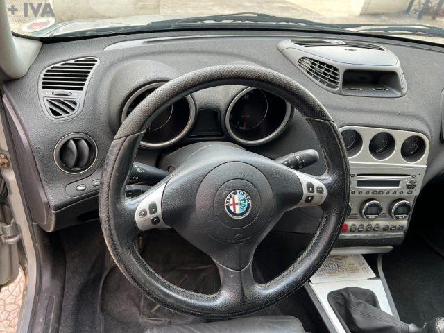 ALFA ROMEO 156 1.9 JTD 16V Sportwagon Distinctive