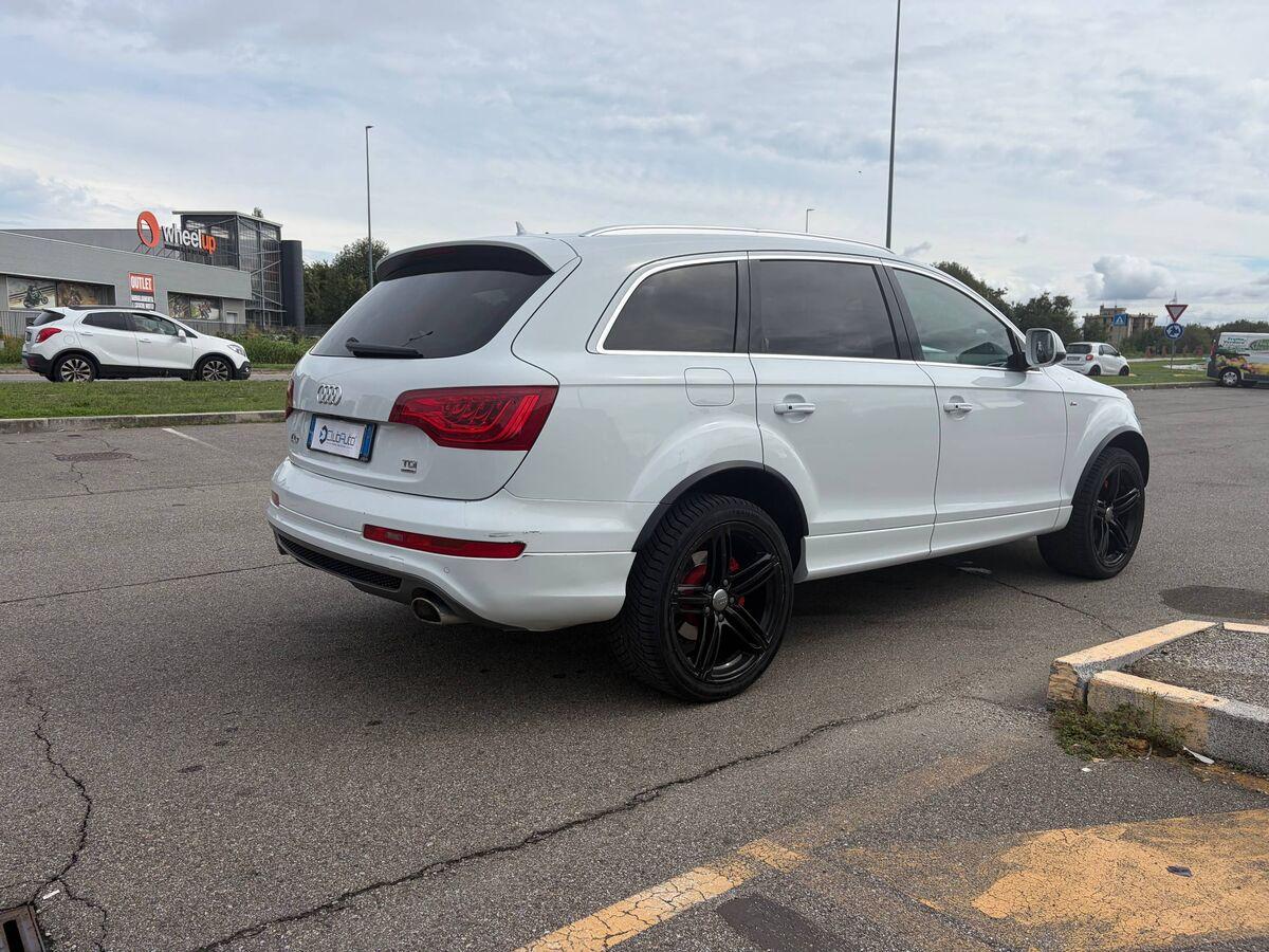 Audi Q7 3.0 tdi S LINE quattro 245cv tiptronic