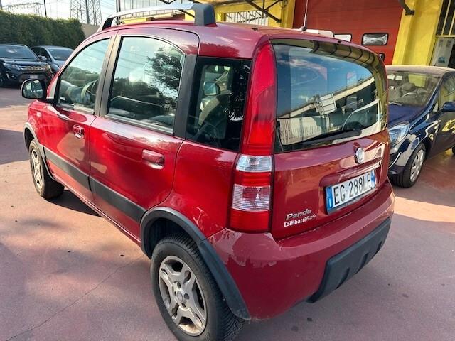Fiat Panda 1.3 MJT 16V DPF 4x4 Climbing