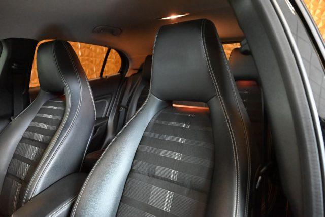 MERCEDES-BENZ GLA 180 SPORT AUTO NAVI TEL CAM 18"CRUISE PELLE/TESS.FULL!