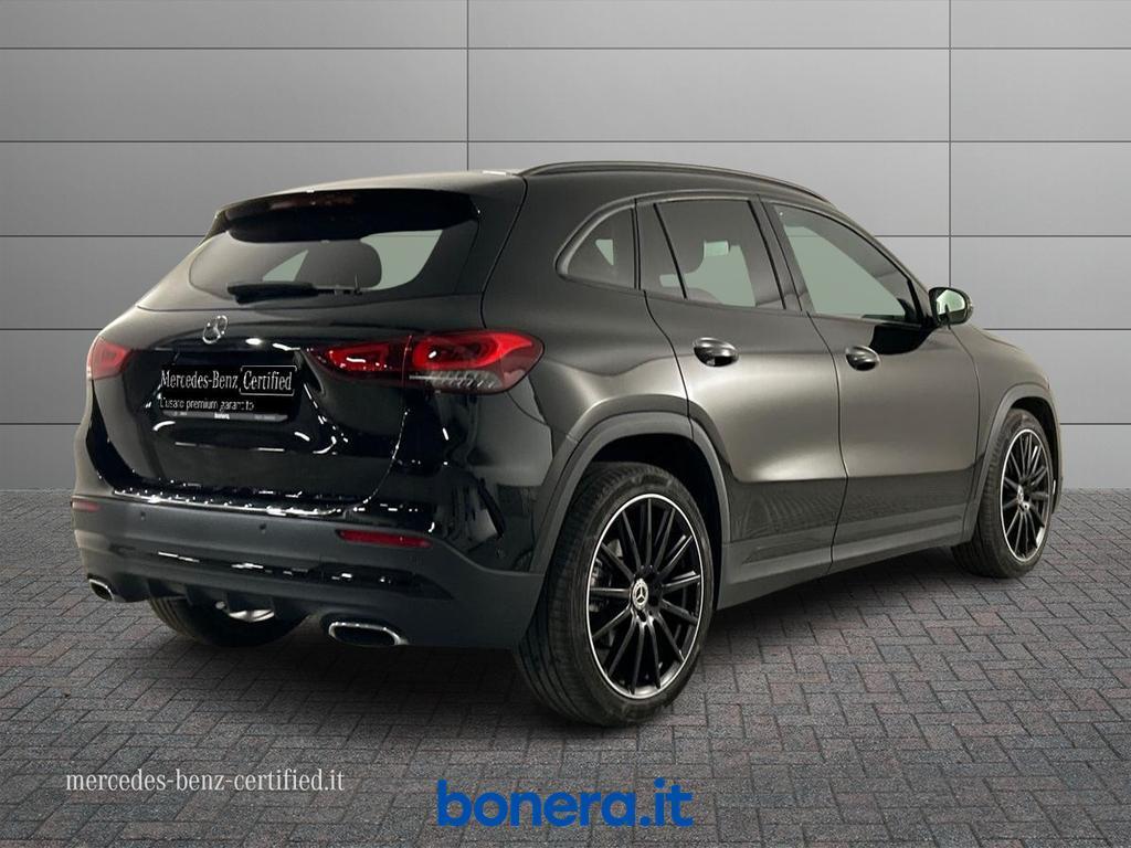 Mercedes GLA 200 200 D Premium 8G-DCT