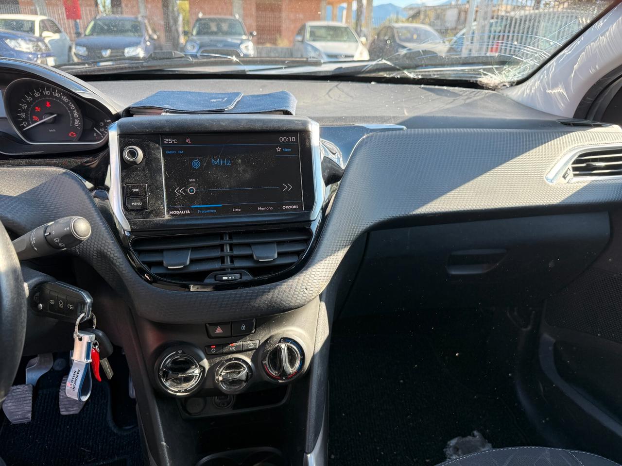 PEUGEOT 2008 ANNO 2017 1.2 BENZINA *AIRB OK