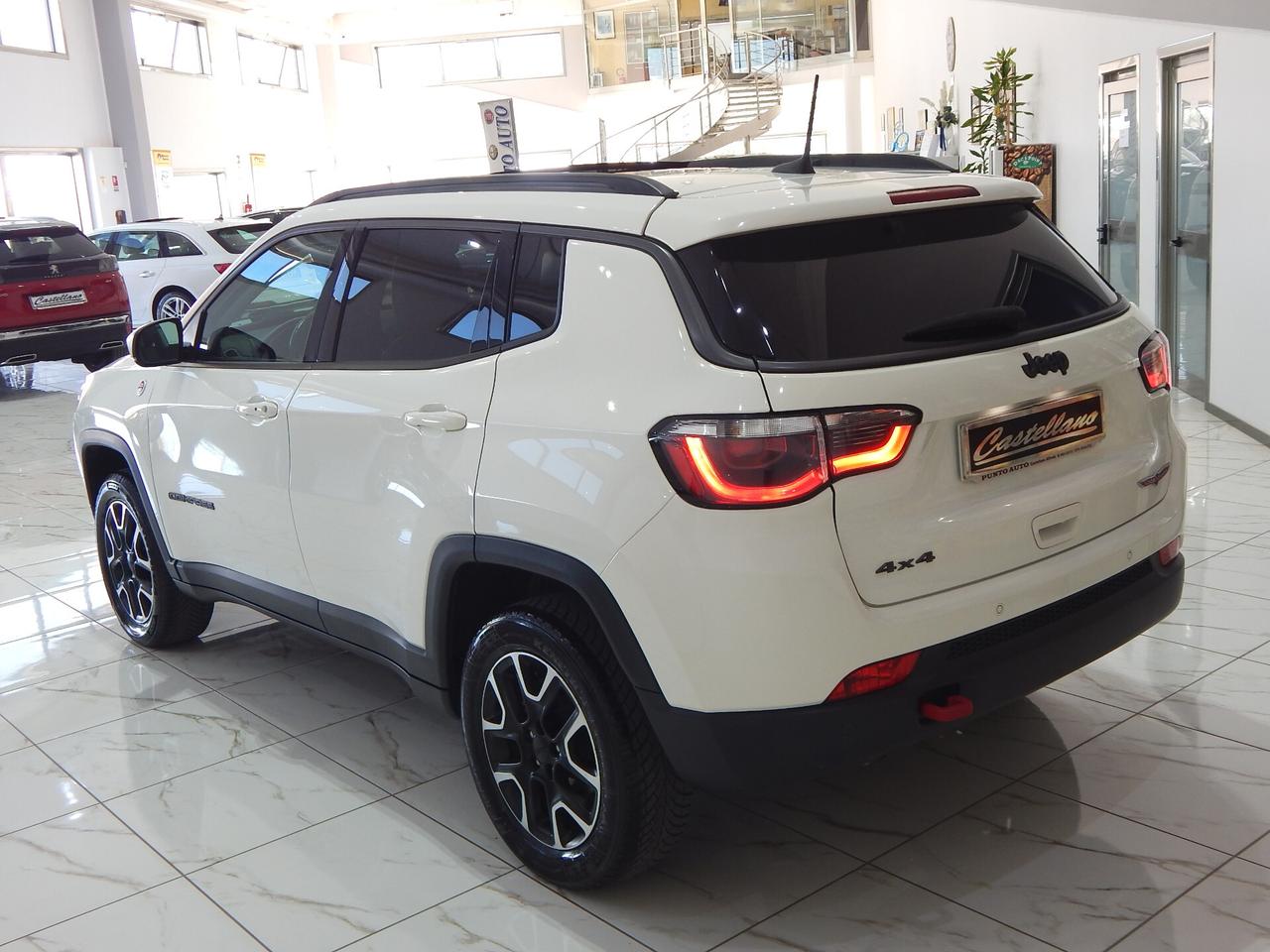 Jeep Compass 2.0 mjt Trailhawk 4WD 170cv Aut. TETTO-NAVI-PELLE