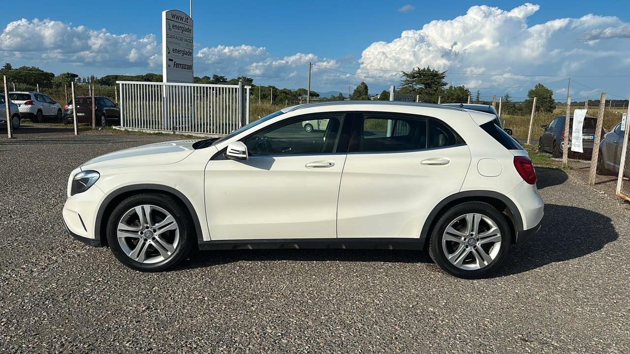 Mercedes-benz GLA 200 d Automatic Premium