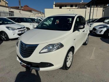 LANCIA Ypsilon 1.2 69 CV 5 porte GPL Ecochic Gold