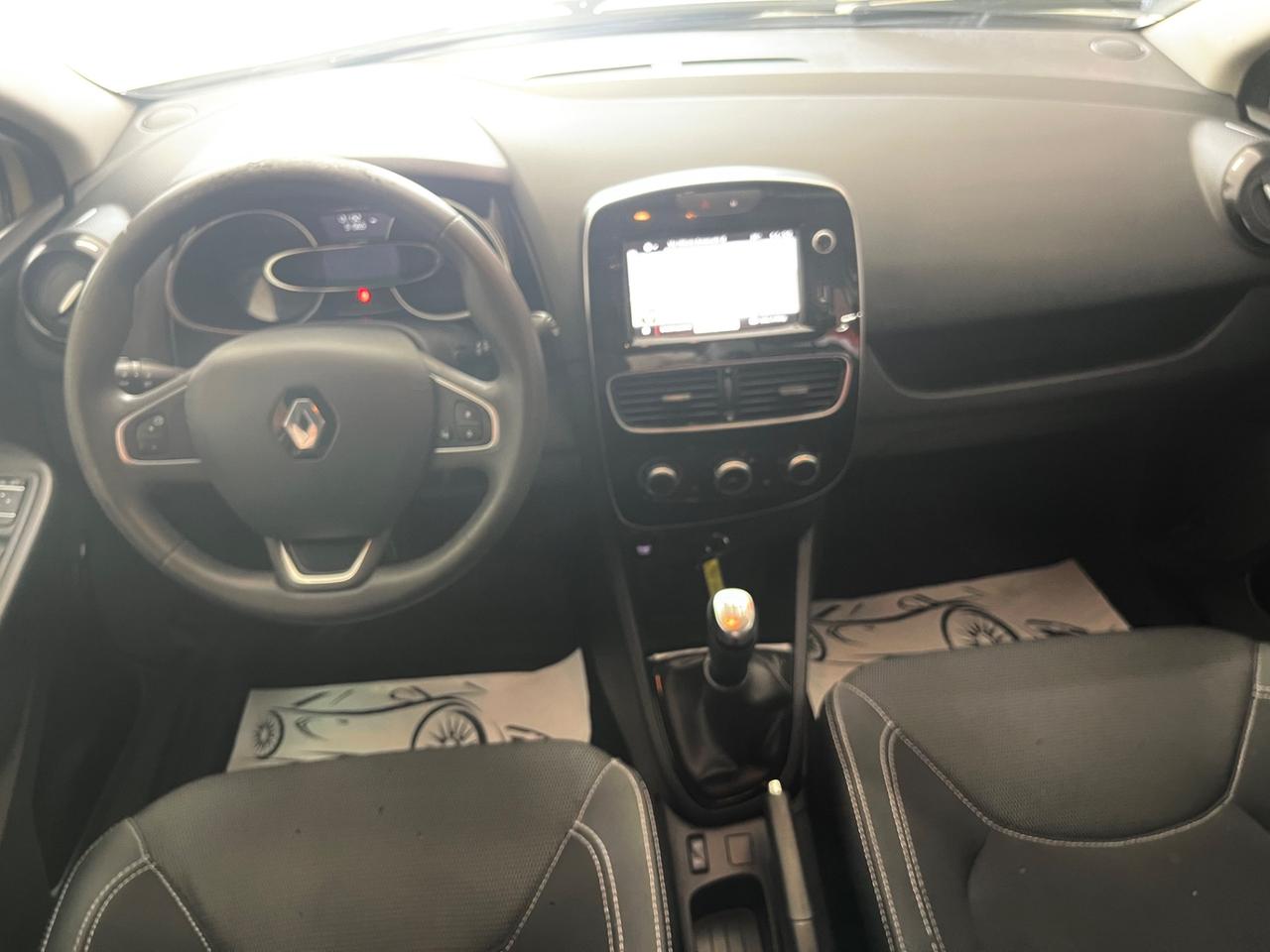 Renault Clio dCi 8V 75 CV 5 porte Duel