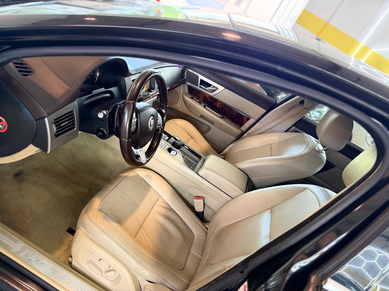 Jaguar XF 3.0 DS V6 275CV 2012