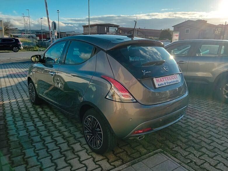 LANCIA YPSILON 1.2 69 CV 5 porte GPL ECOCHIC GOLD UNICO PROPRIETARIO