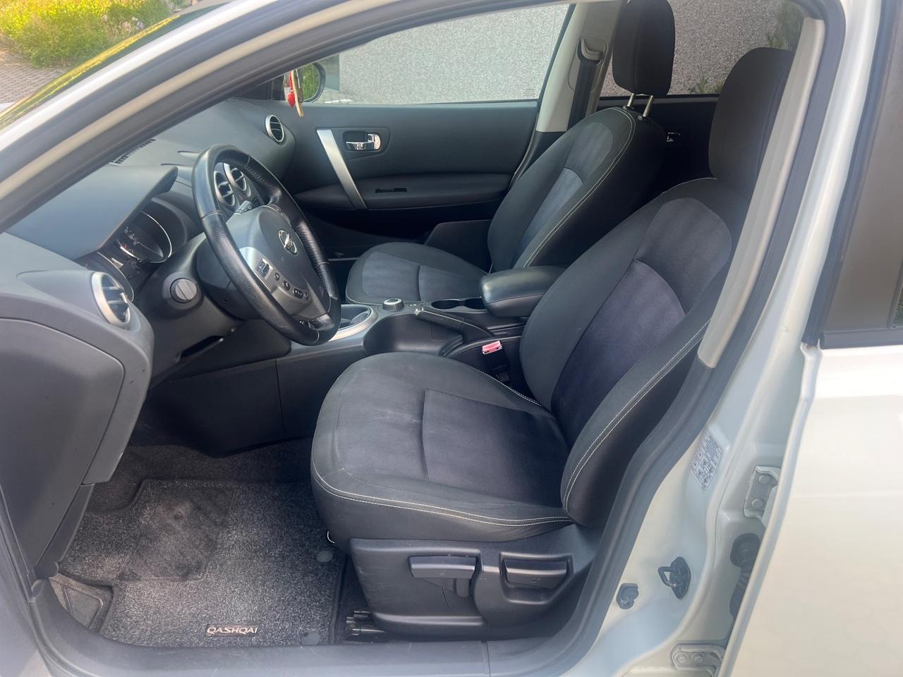 Nissan Qashqai 1.6 dCi DPF Tekna 4X4