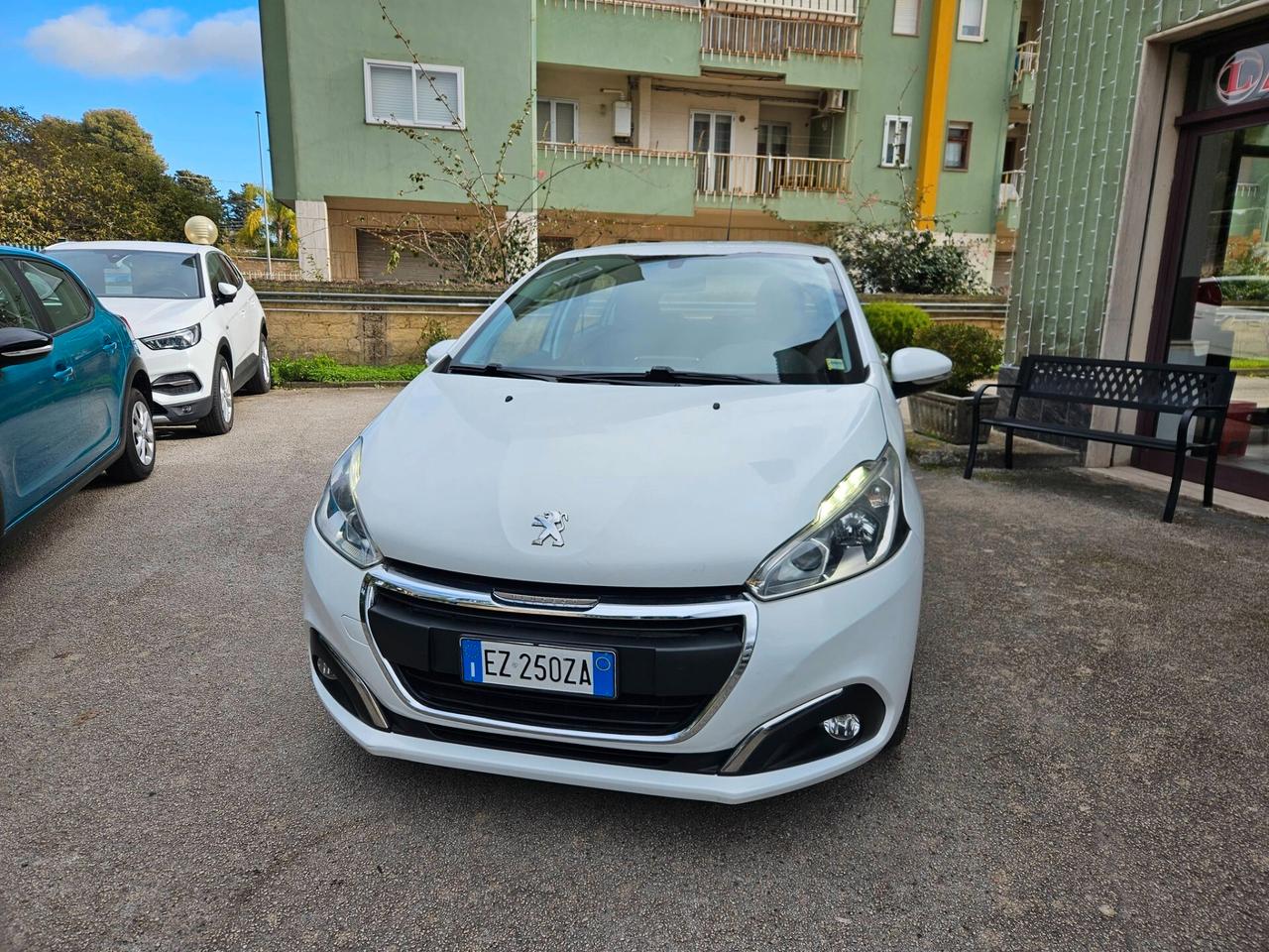 Peugeot 208 BlueHDi 75 5 porte Allure