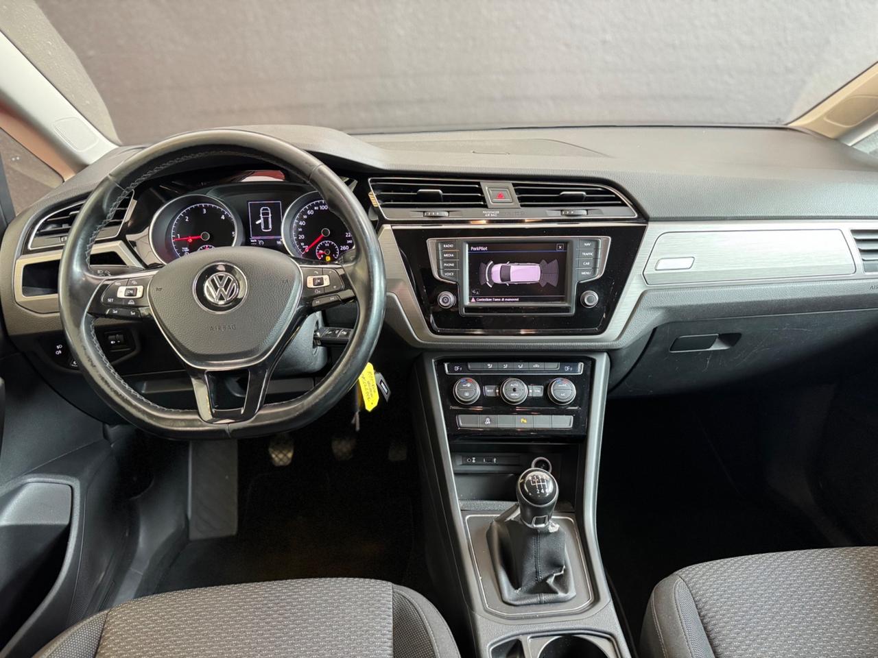 Volkswagen Touran 7 POSTI Diesel anno 2017