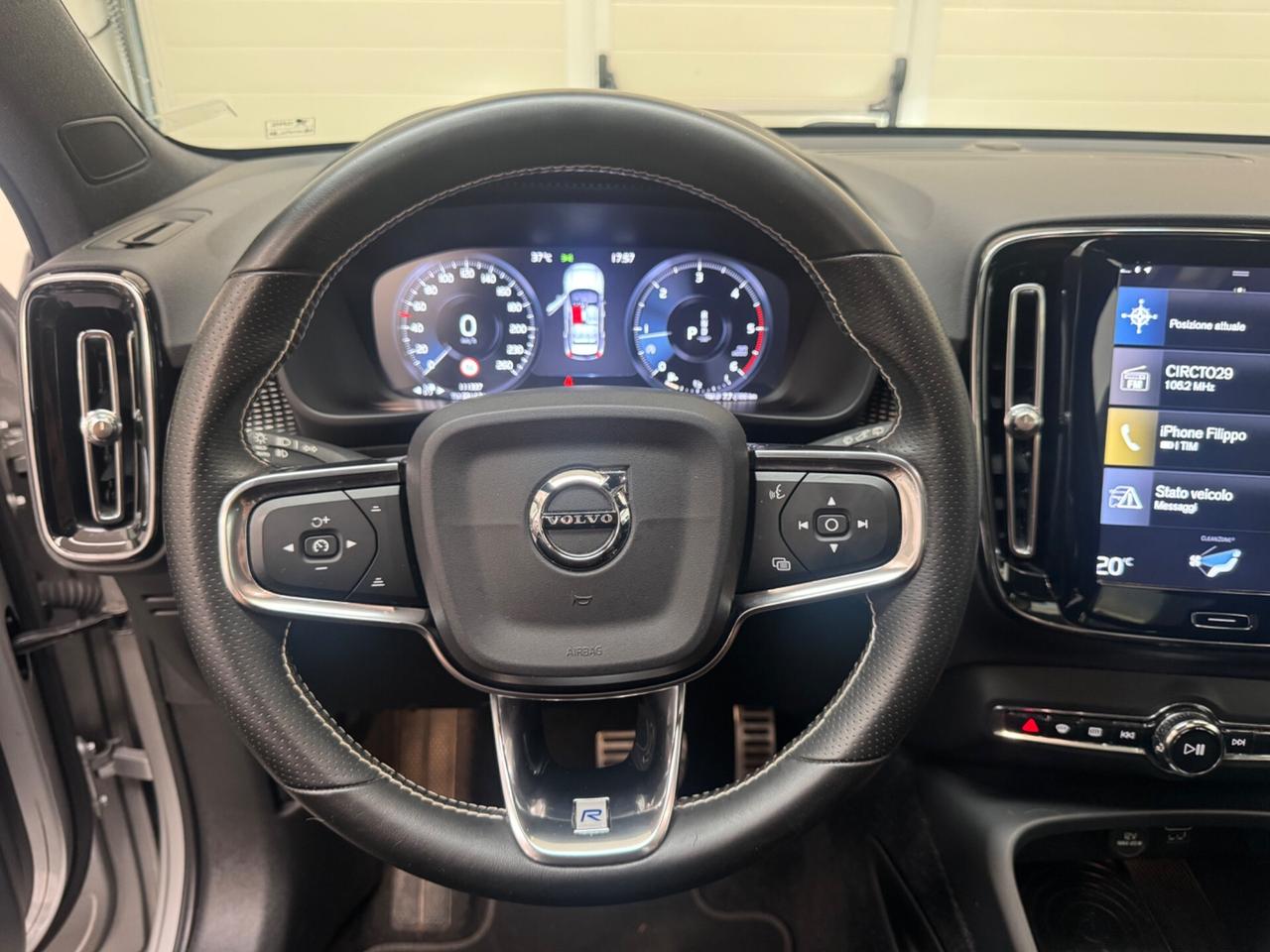 Volvo XC40 D4 AWD Geartronic R-design Full Optional