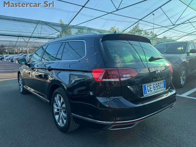 VOLKSWAGEN Passat Variant 2.0 TDI Executive 4motion 200cv DSG - GE693CC