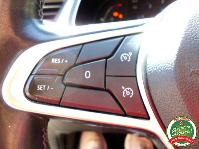 RENAULT Captur dCi 8V 90 CV EDC Initiale Paris