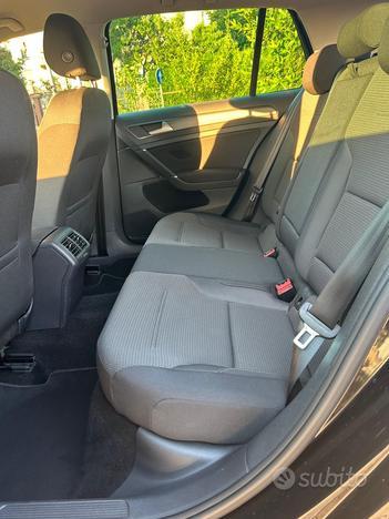 Golf 2.0 150cv dsg 12mesi garanzia