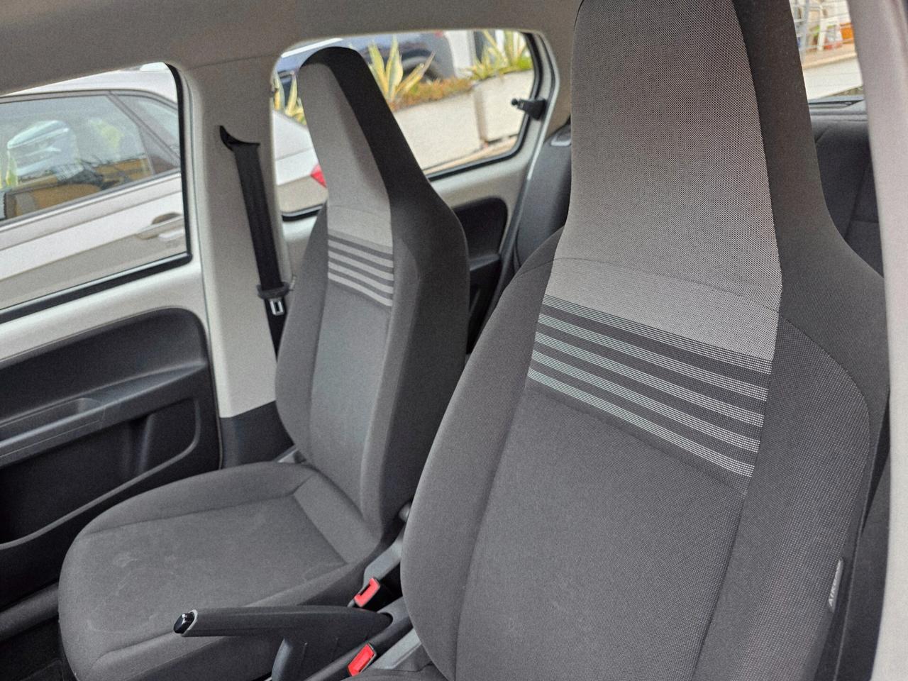 Volkswagen up! 1.0 75 CV 5p. move