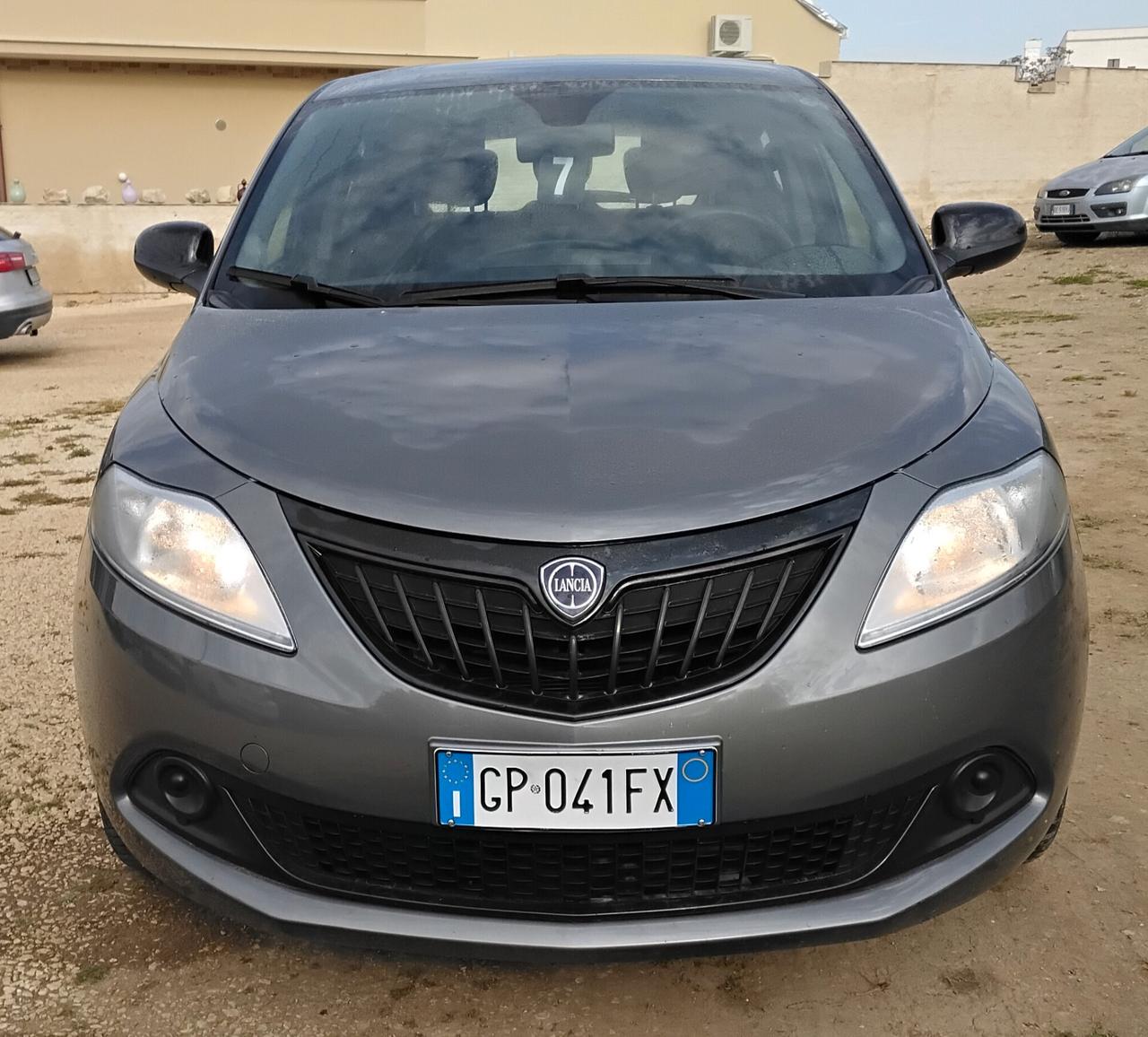 Lancia Ypsilon 1.0 FireFly 5 porte S&S Hybrid UnYca