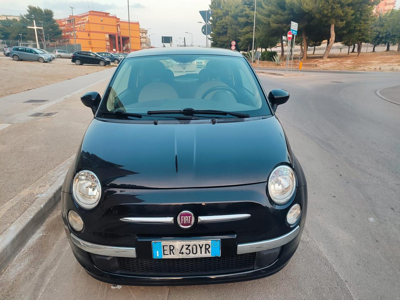 Fiat 500 1.2 Benz. Lounge TETTO PANORAMICO.
