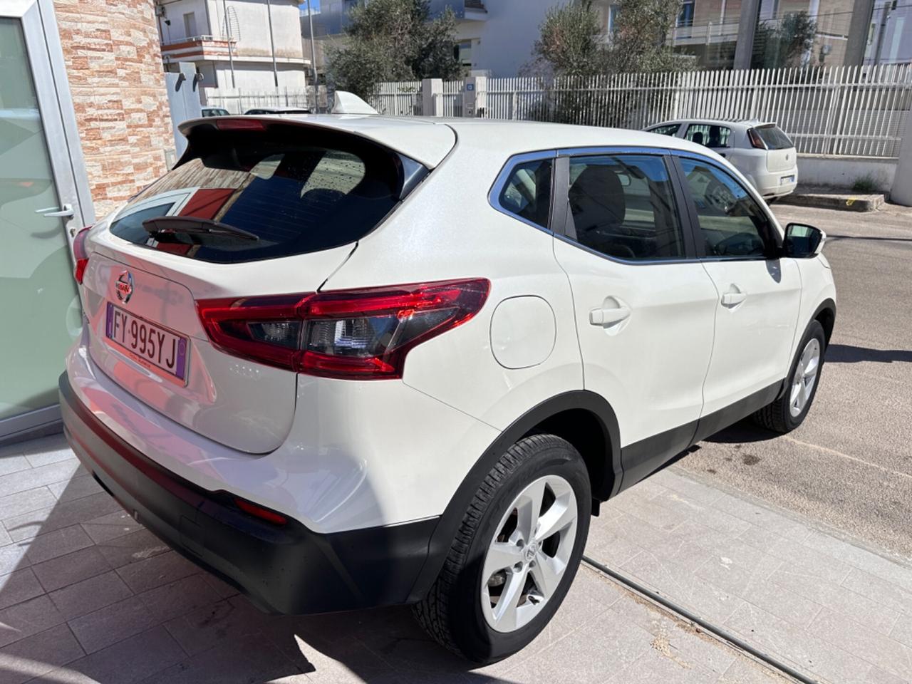 Nissan Qashqai 1.5 dCi 115 CV N-Connecta-Mod.2020