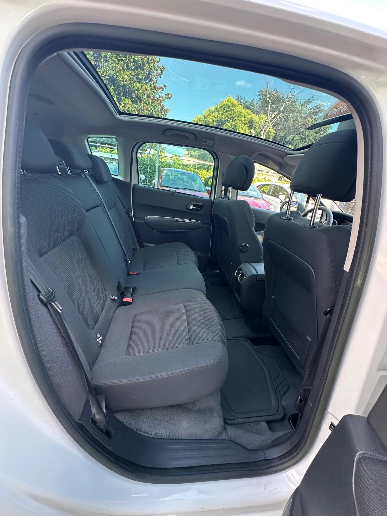 Peugeot 3008 2.0 HDi 150CV Allure