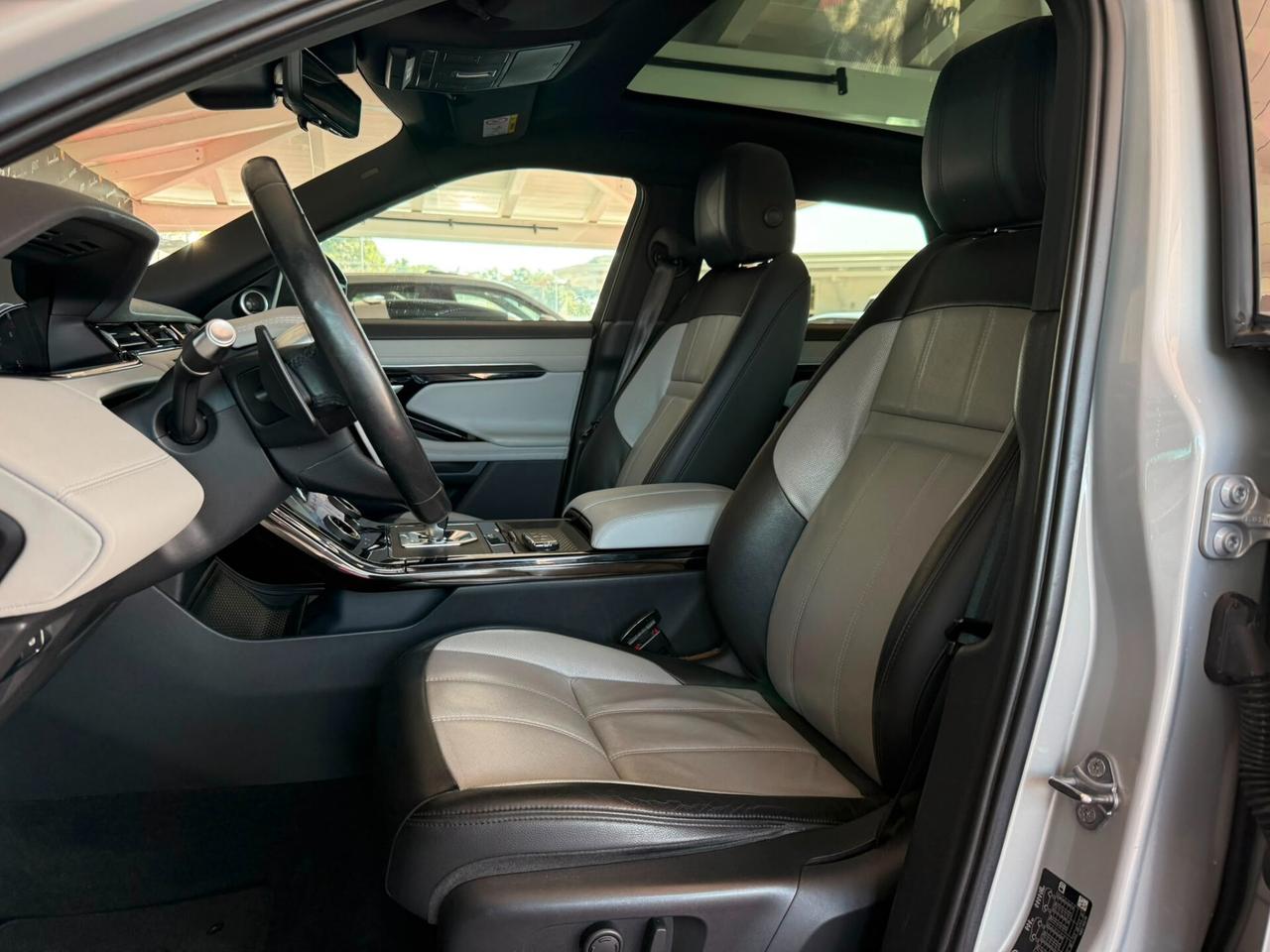 Land Rover Range Evoque 2.0D I4 180 CV AWD Auto First Edition