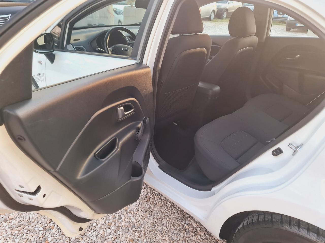 Kia Rio 1.1 CRDi 5p. Active
