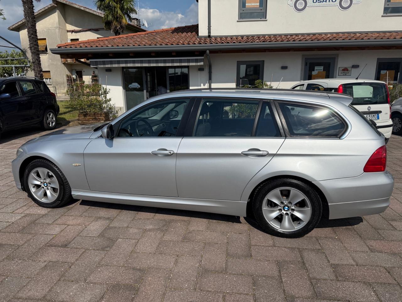 Bmw 318 318d 2.0 143CV cat Touring Attiva