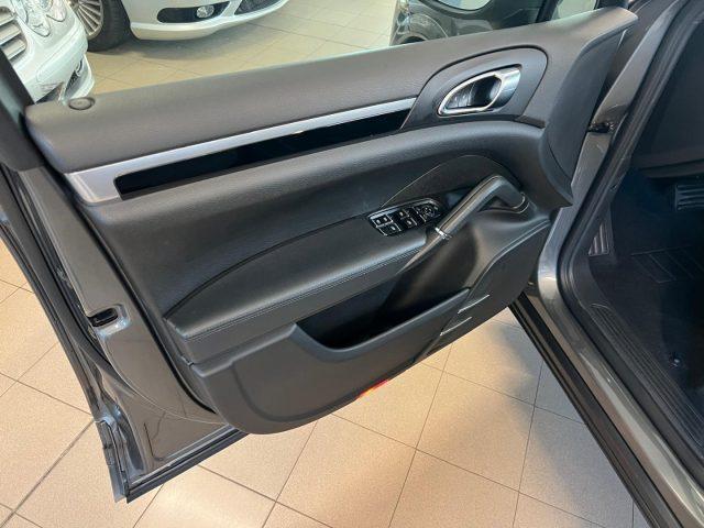 PORSCHE Cayenne 3.0 V6 tdi 245CV PACCHETTO GTS ORIGINALE !