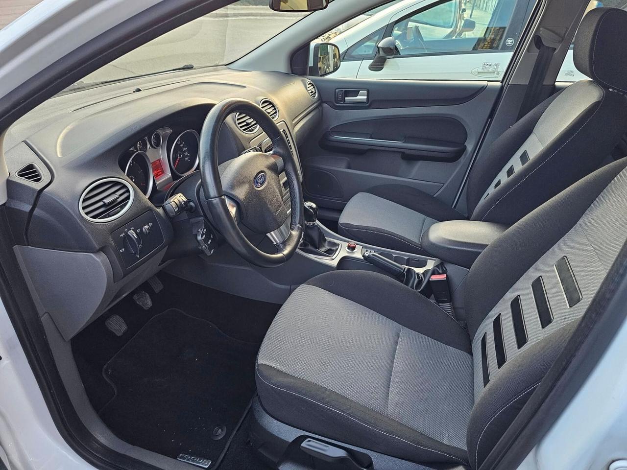 FORD FOCUS SW 1.6 TDCI 110CV TITANIUM