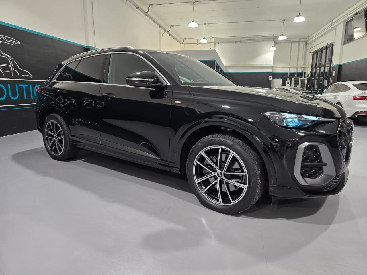 NEW Audi Q5 40 TDI quattro S tronic S line IVA ESP - NEW MODEL