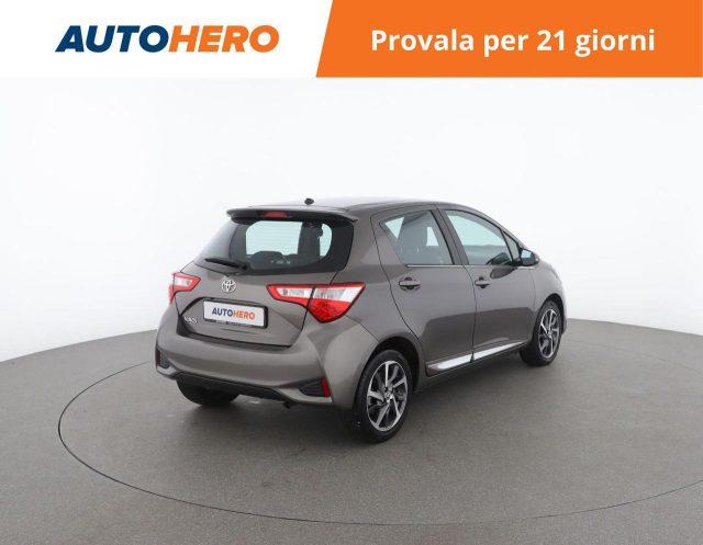 TOYOTA Yaris 1.5 5 porte Lounge