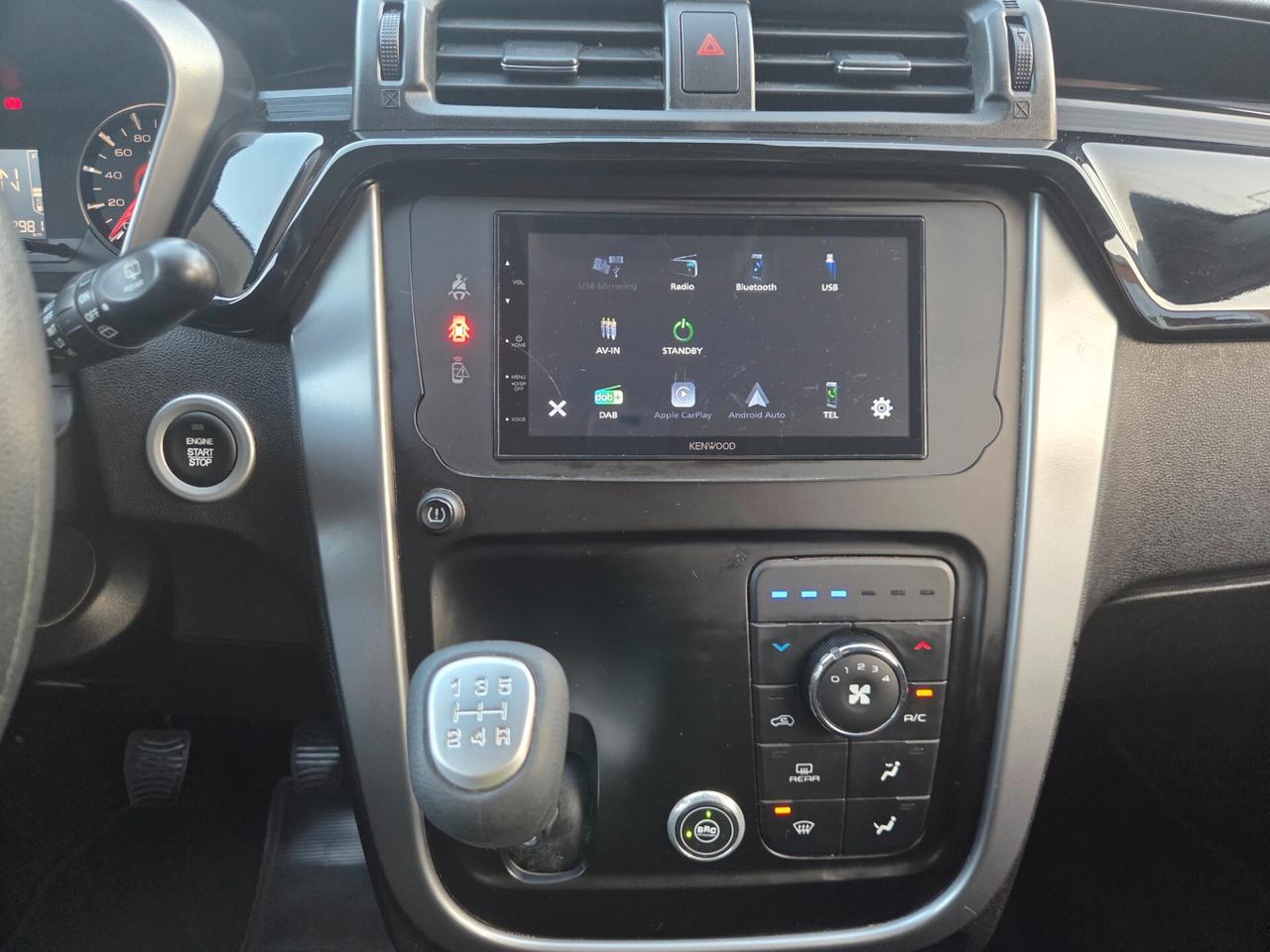 Mahindra KUV100 1.2 VVT 87cv M-Bifuel(GPL) K8