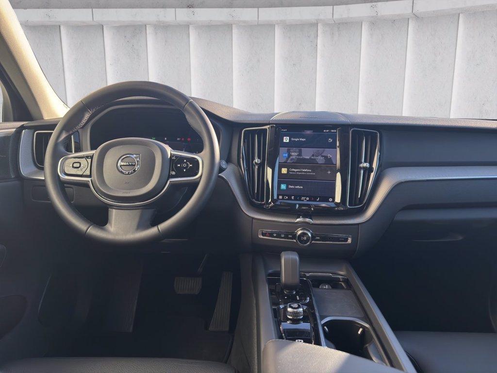VOLVO XC60 2.0 b4 Plus Dark auto del 2024