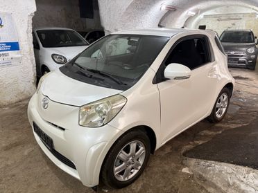 Toyota iQ 1.0