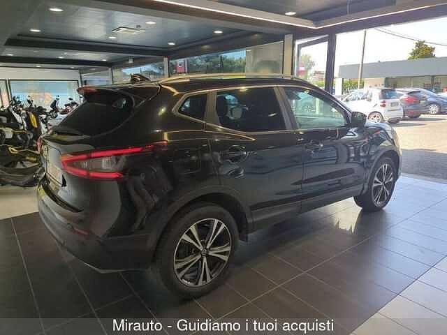 Nissan Qashqai Qashqai 1.3 DIG-T 140 CV N-Connecta