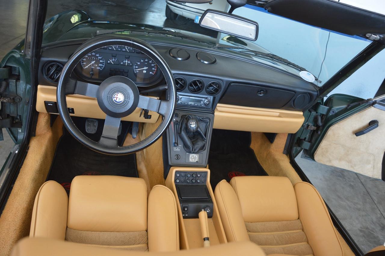 Alfa Romeo Spider 2.0i cat