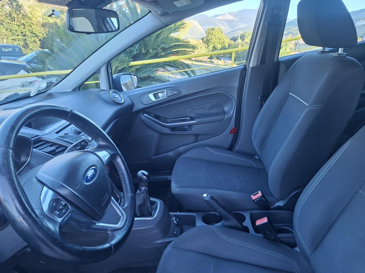 Ford Fiesta 1.5 dci 75 cavalli unico proprietario garantita 12 mesi