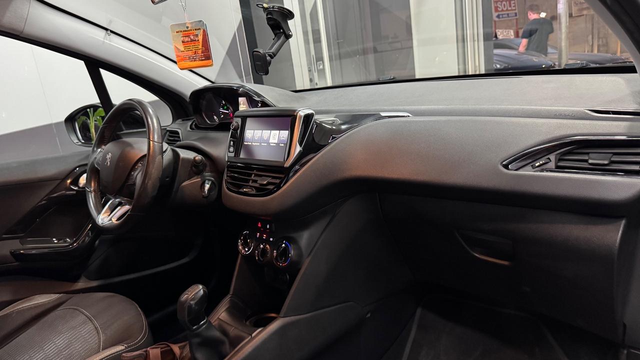 Peugeot 208 BlueHDi 75 5 porte Allure
