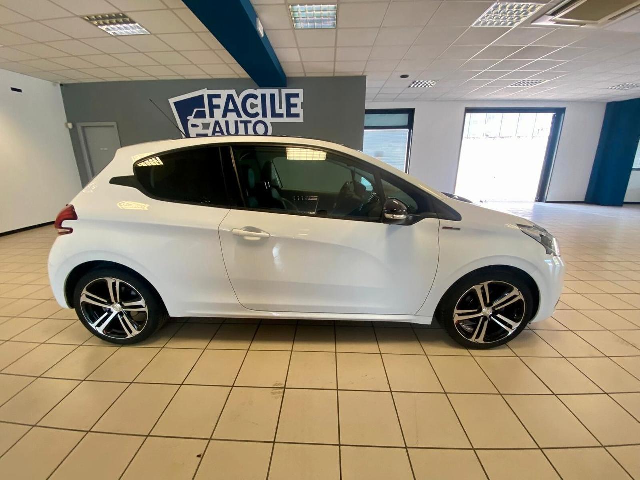 Peugeot 208 PureTech Turbo 110 S&S 3 porte GT Line