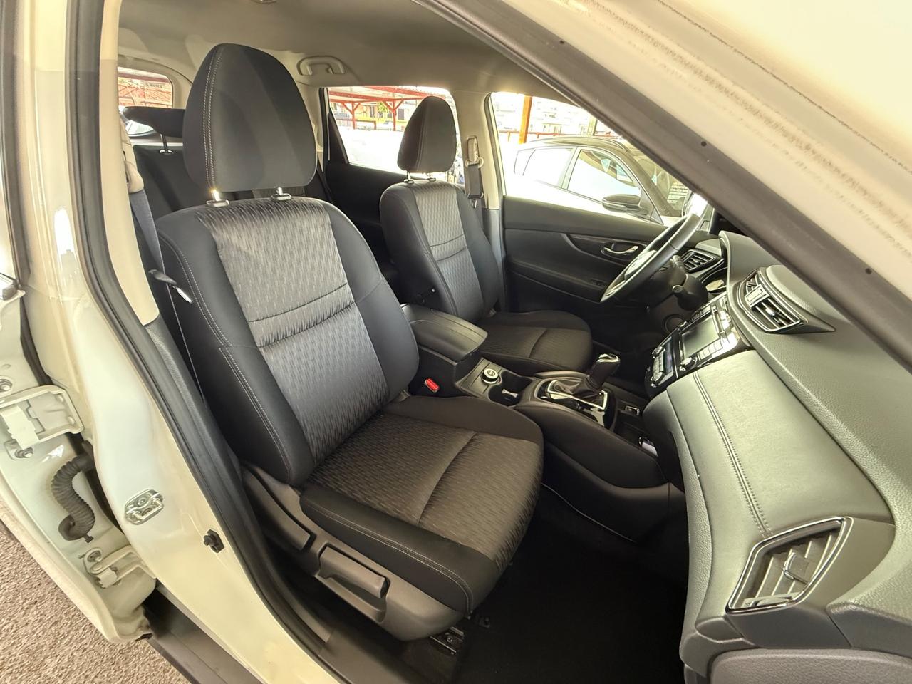 X-Trail 4x4 1.7 Dci -Tekna-unipro-rate-tagliandi certificati