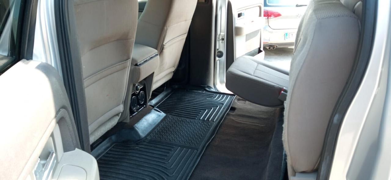 Ford F 150 Autocarro 6 posti