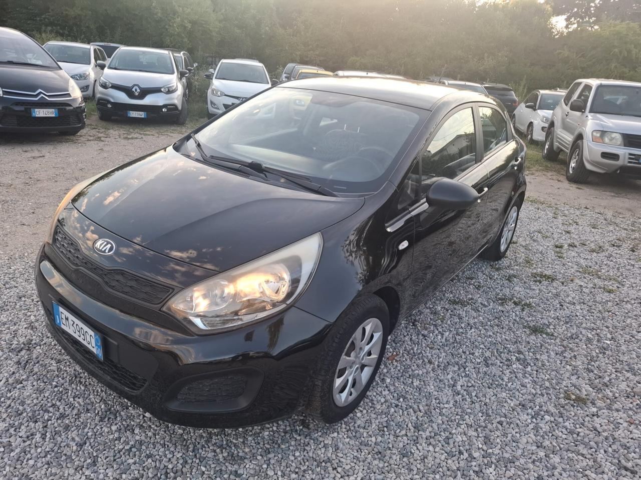Kia Rio 1.1 CRDi 5p. Cool