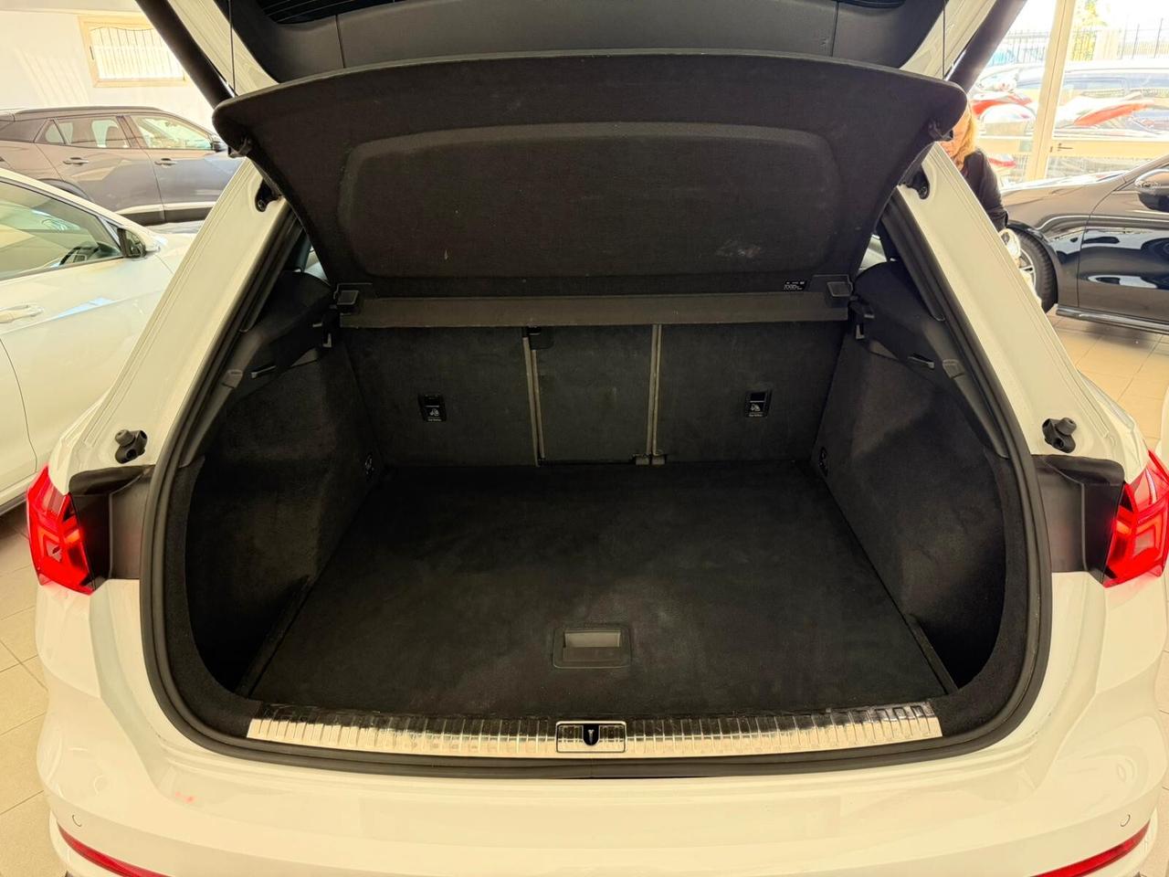 Audi Q3 35 TDI quattro S line edition