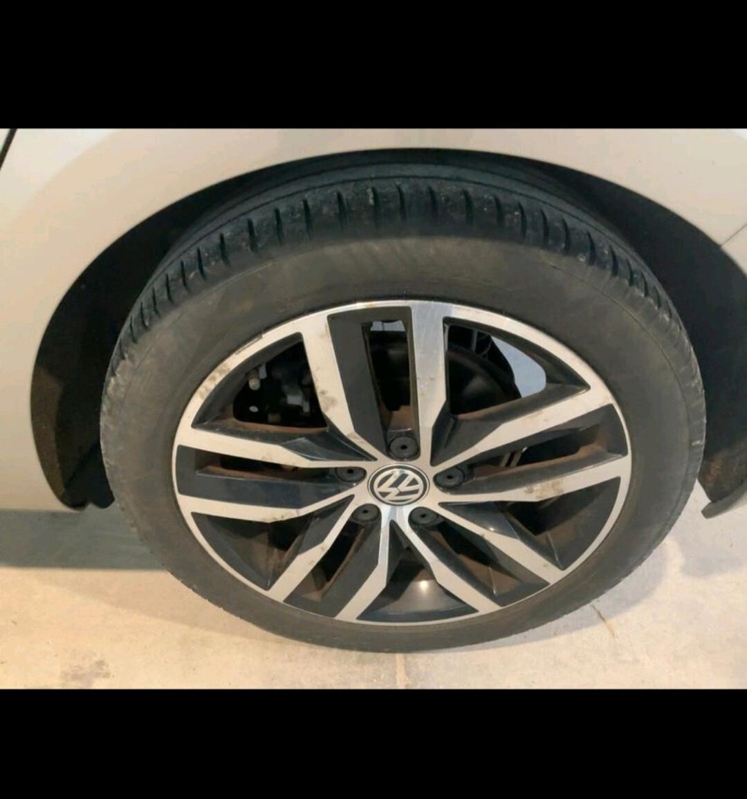 Volkswagen Golf 2.0 TDI 5p. Highline BlueMotion 2015 Technology