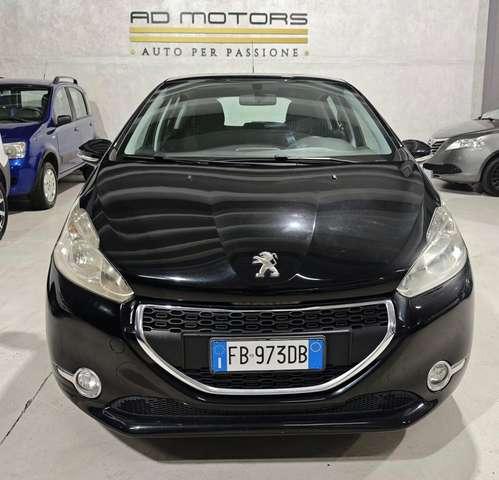 Peugeot 208 208 Diesel 5 Posti Km 100.000 Neopatentati