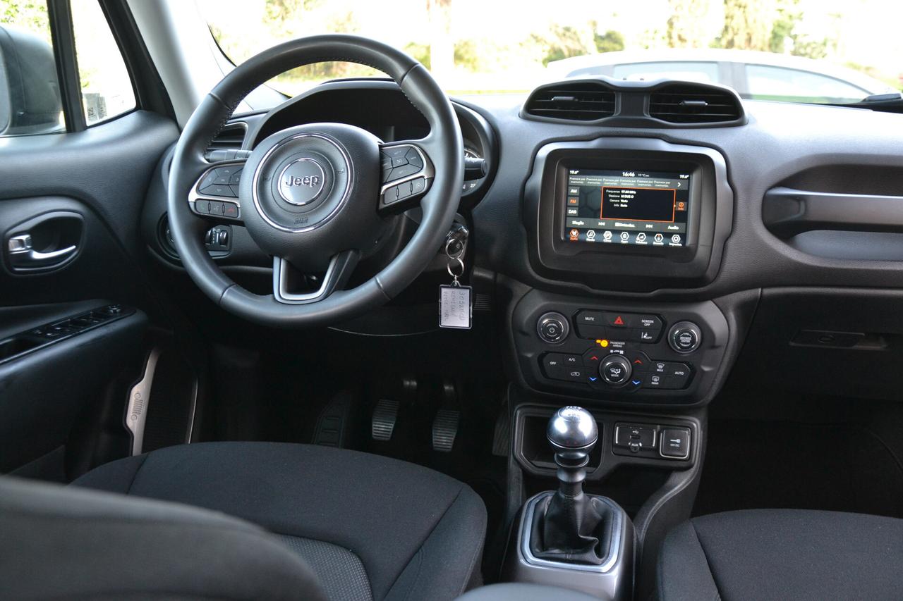 Jeep Renegade 1.0 120CV SCHERMO GRANDE PREZZO SENZA VINCOLI UNIPRO FATTURABILE GARANZIA 12 MESI