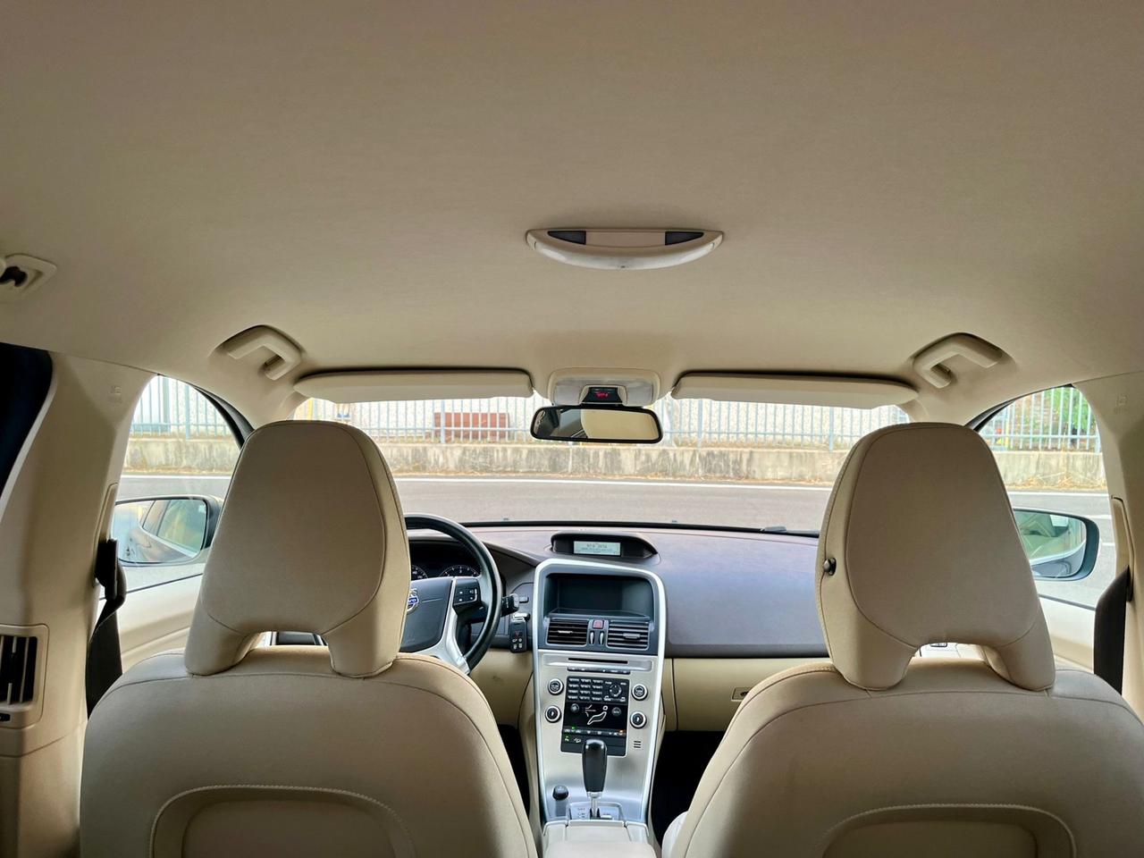 Volvo XC60 2.4d 2010 165.000km 4x4 perfetta