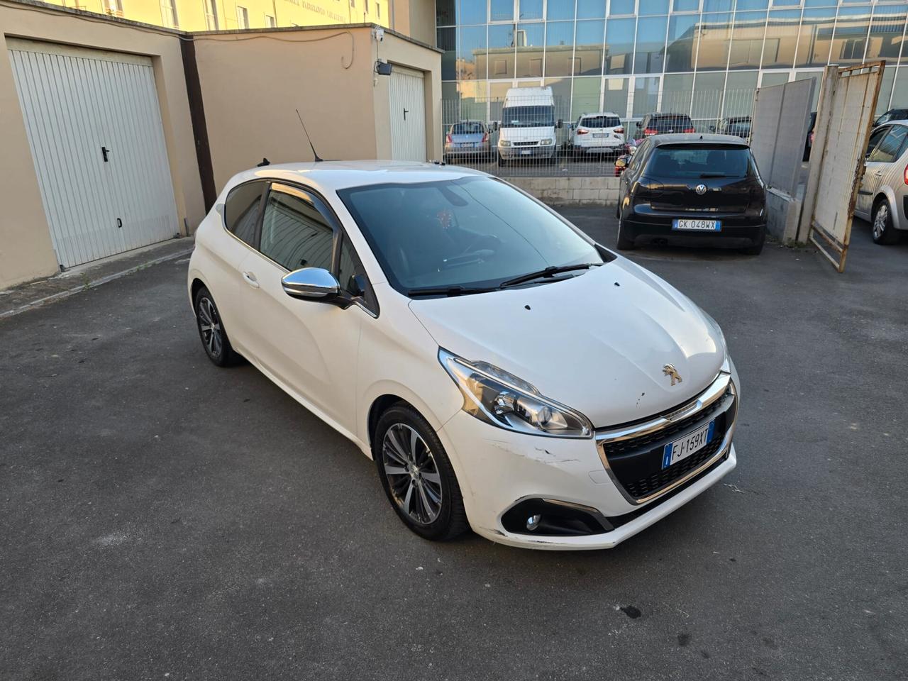 Peugeot 208 BlueHDi 100 3 porte GT Line