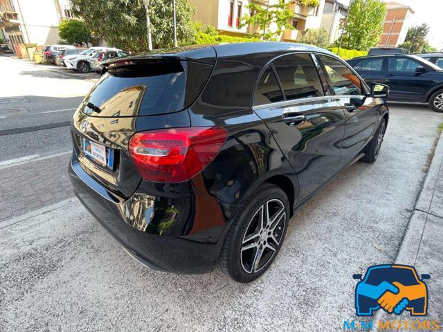 MERCEDES-BENZ A 180 d Aut.Sport in proM-Mo